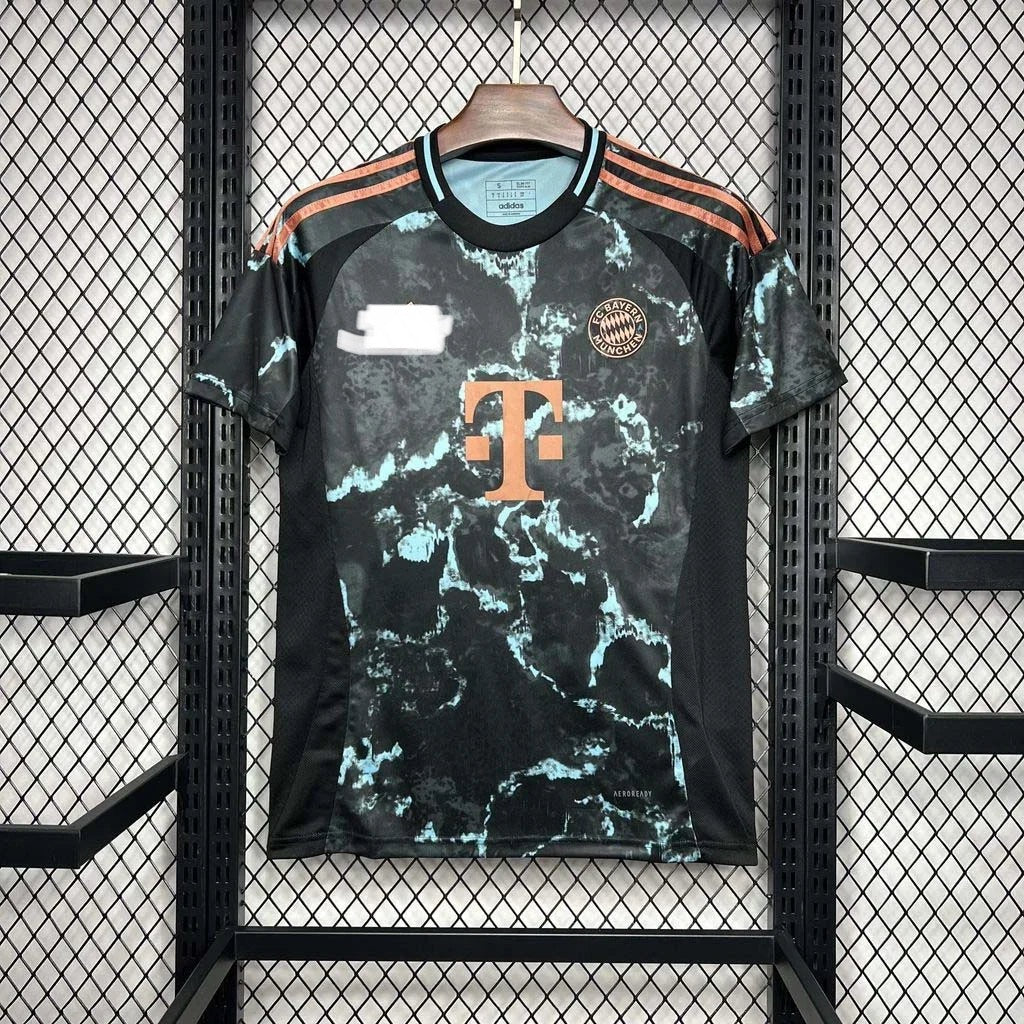 2024/25 Bayern Munchen Away Kit
